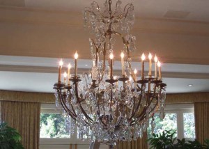 Crystal chandelier cleaning service Camarillo (807) 904-7545